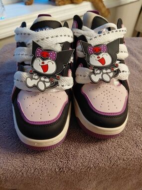 Womens Black and Pink KUORMI SPORT  Sneakers with White Laces.